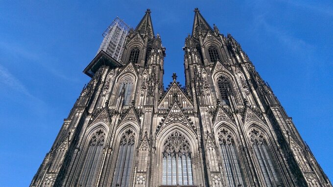 cologne-g77308a4c5_1280.jpg